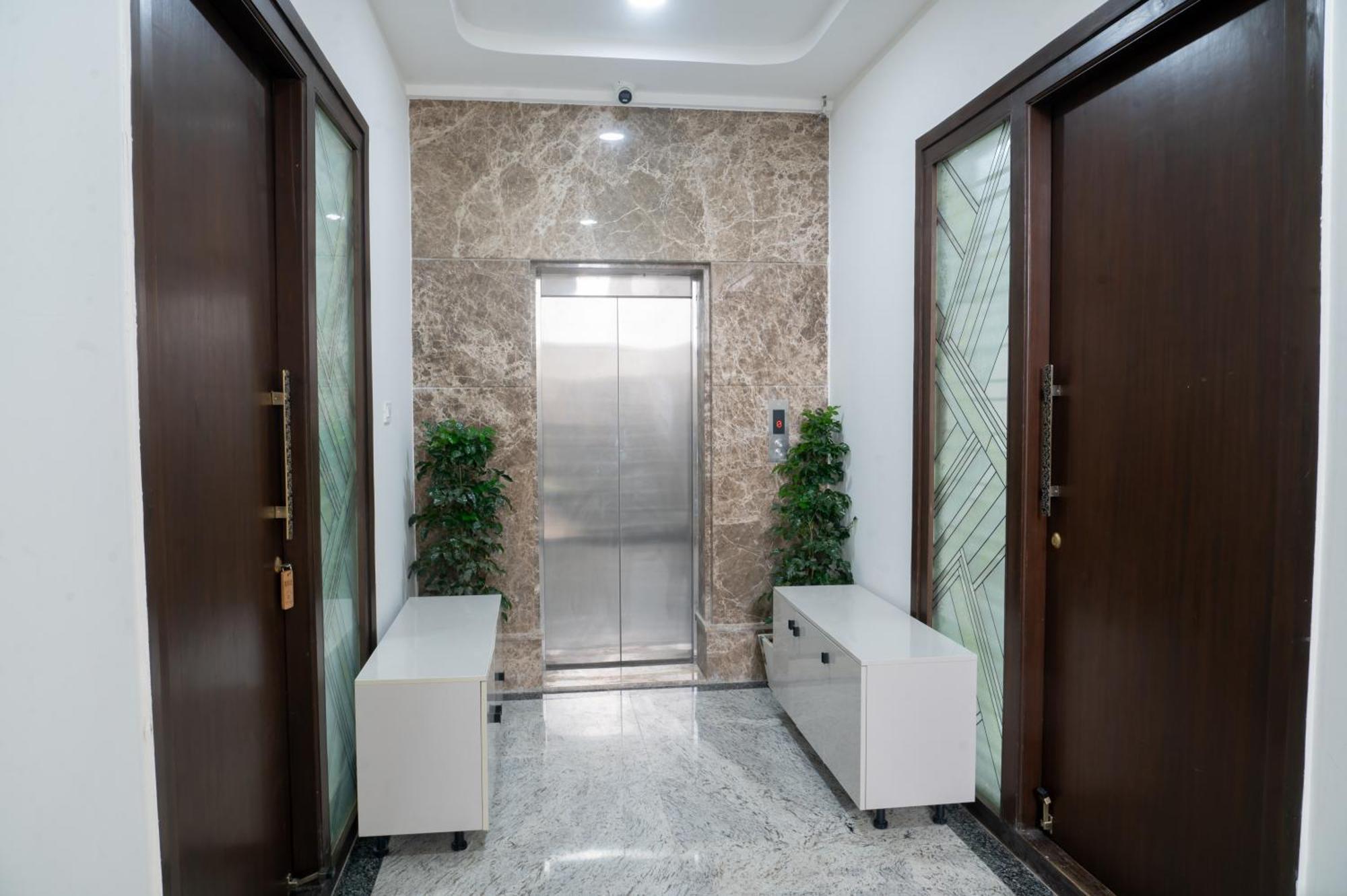 The Balcony Suites Χιντεραμπάντ Εξωτερικό φωτογραφία