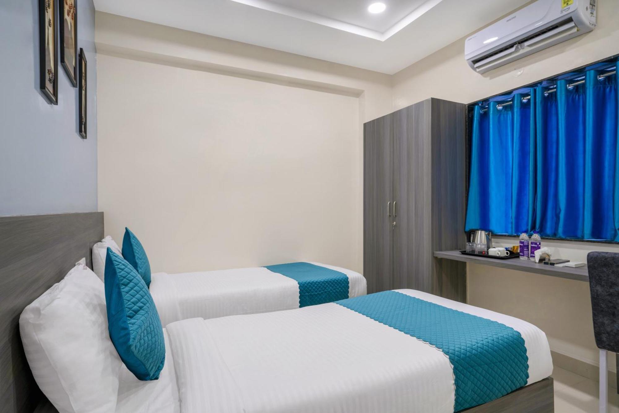 The Balcony Suites Χιντεραμπάντ Εξωτερικό φωτογραφία