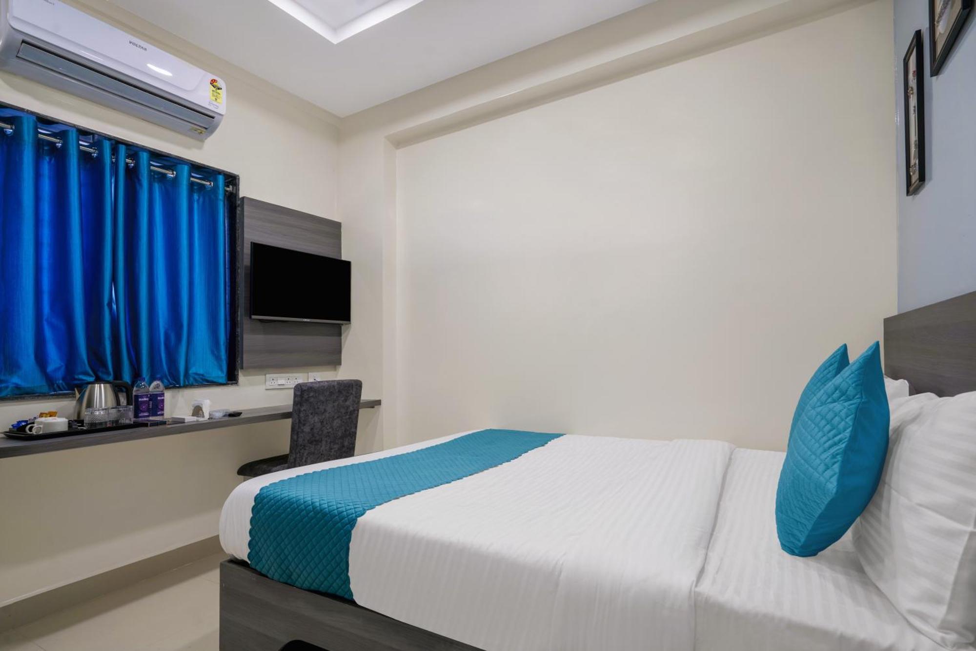 The Balcony Suites Χιντεραμπάντ Εξωτερικό φωτογραφία